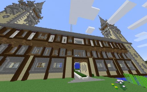 Large Medieval Town Spawn and Shops