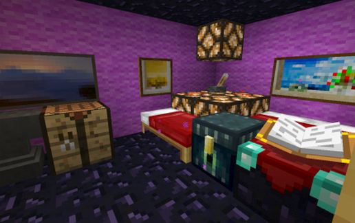 Magenta Rectangular Hotel